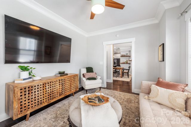 241 Coxe Avenue, Charlotte, NC 28208