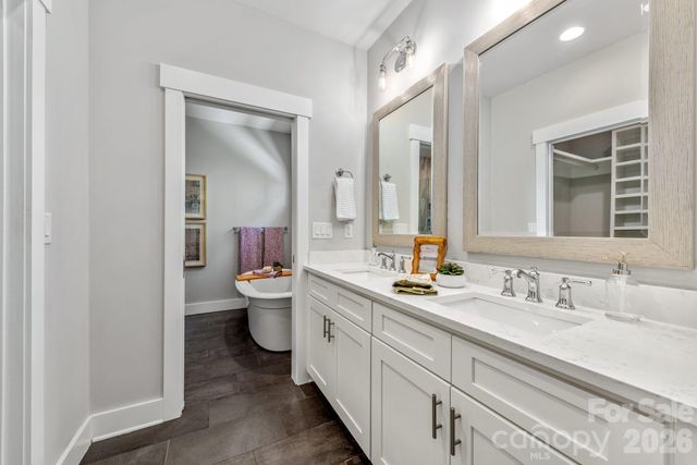 241 Coxe Avenue, Charlotte, NC 28208