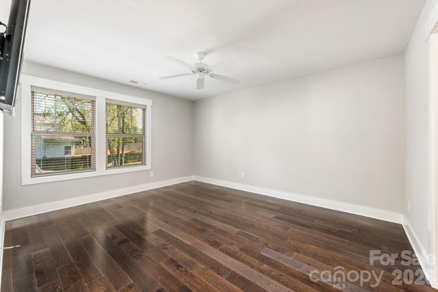 241 Coxe Avenue, Charlotte, NC 28208