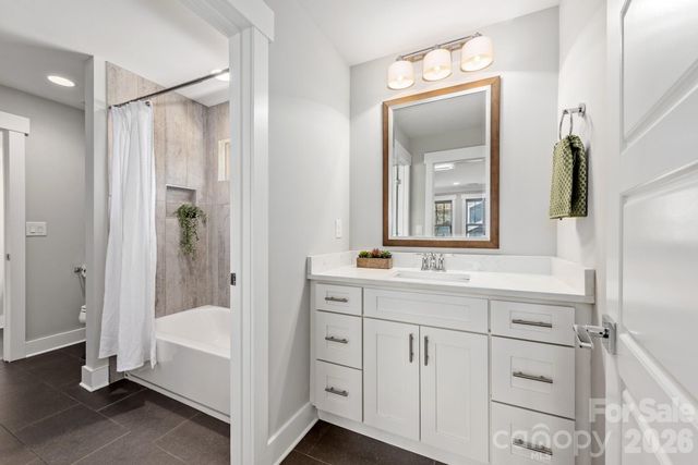 241 Coxe Avenue, Charlotte, NC 28208