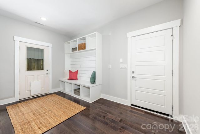 241 Coxe Avenue, Charlotte, NC 28208