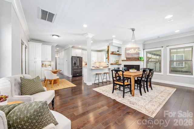 241 Coxe Avenue, Charlotte, NC 28208