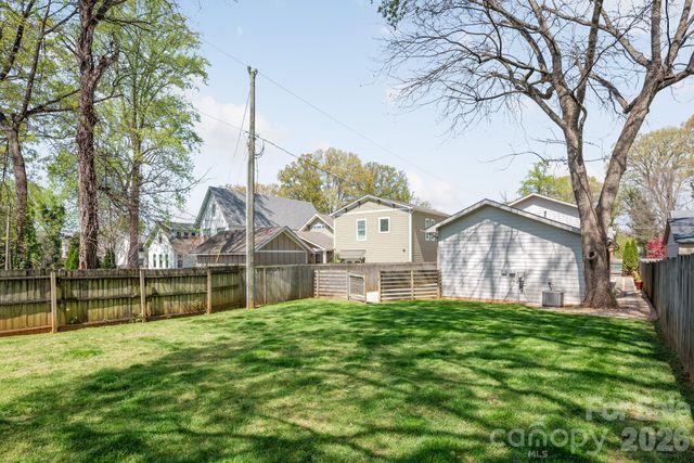 241 Coxe Avenue, Charlotte, NC 28208