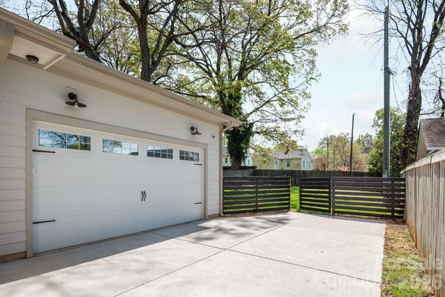 241 Coxe Avenue, Charlotte, NC 28208