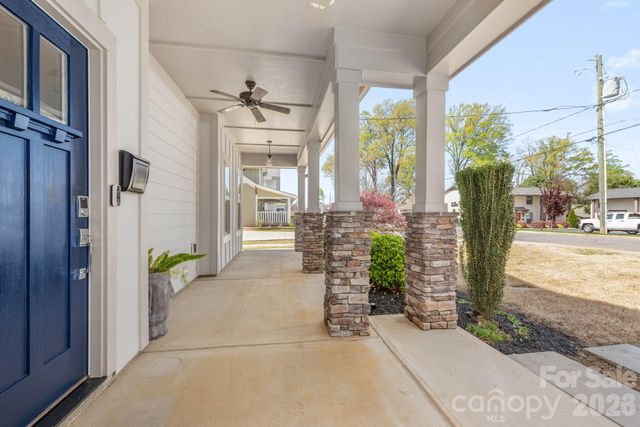 241 Coxe Avenue, Charlotte, NC 28208