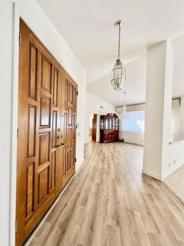 13807 Lake Poway Road Road, Poway, CA 92064