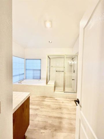 13807 Lake Poway Road Road, Poway, CA 92064