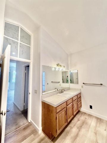 13807 Lake Poway Road Road, Poway, CA 92064