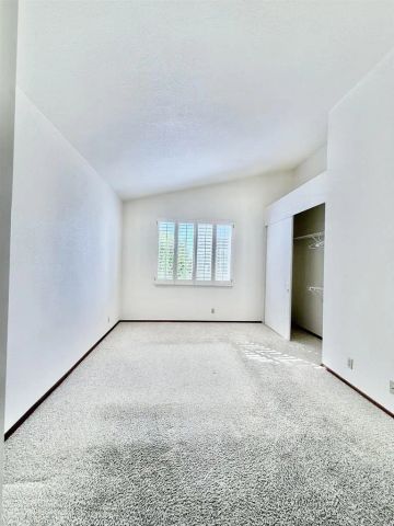 13807 Lake Poway Road Road, Poway, CA 92064