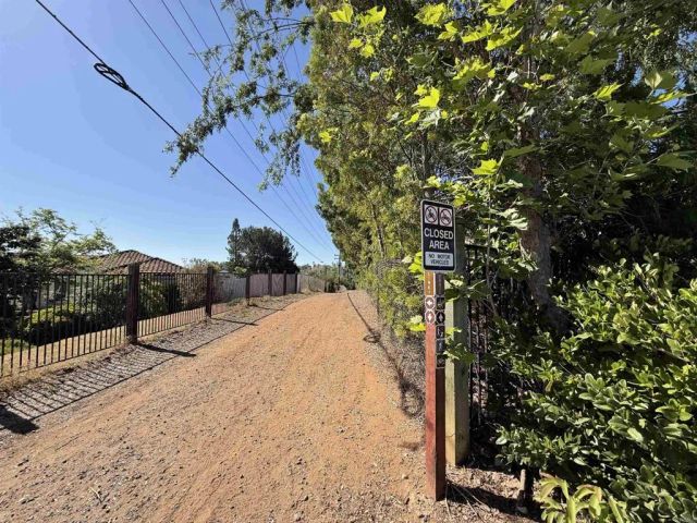 13807 Lake Poway Road Road, Poway, CA 92064