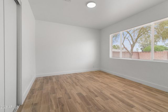 2290 W VILLAGE Drive, Phoenix, AZ 85023