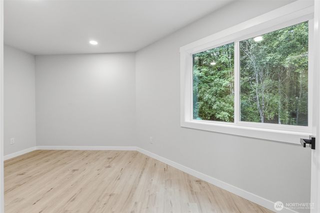 10953 N Madison Avenue NE, Bainbridge Island, WA 98110