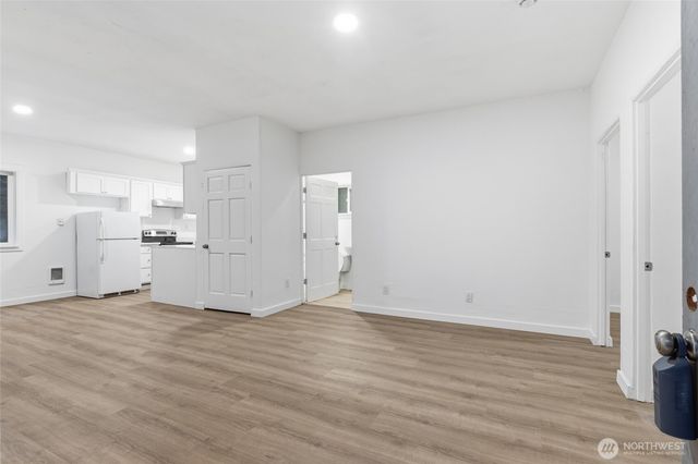 10953 N Madison Avenue NE, Bainbridge Island, WA 98110
