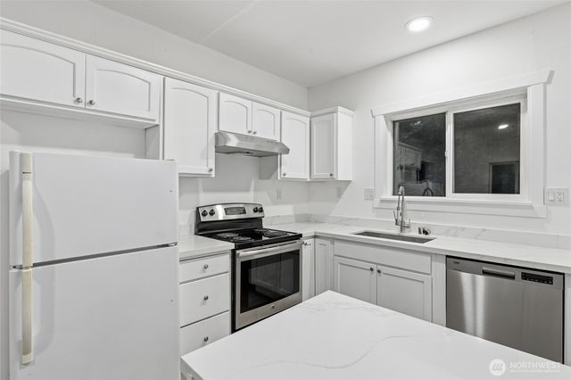 10953 N Madison Avenue NE, Bainbridge Island, WA 98110