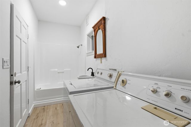 10953 N Madison Avenue NE, Bainbridge Island, WA 98110