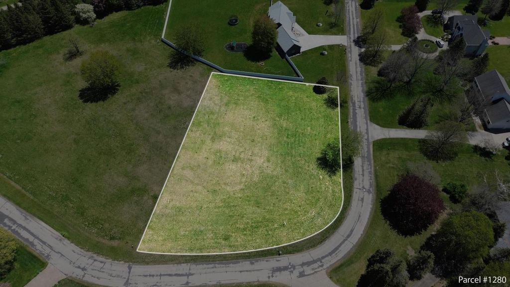 HUNTERS ROAD, Hortonville, WI 54944