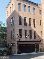 2431 INNOVATOR WAY #B8, Philadelphia, PA 19146