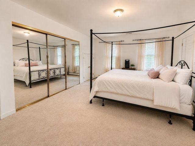 107 Mill St, Franklin, MA 02038