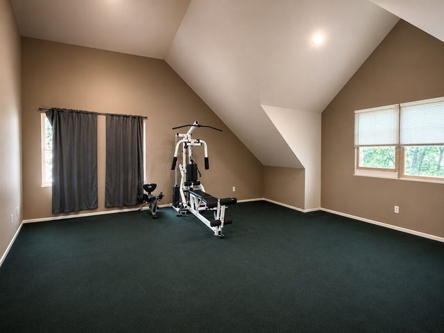 107 Mill St, Franklin, MA 02038