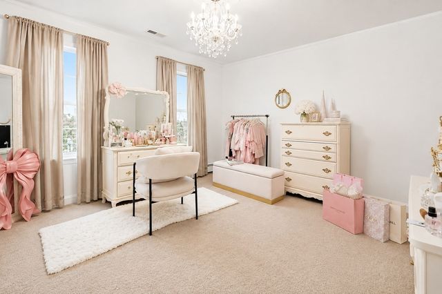 107 Mill St, Franklin, MA 02038