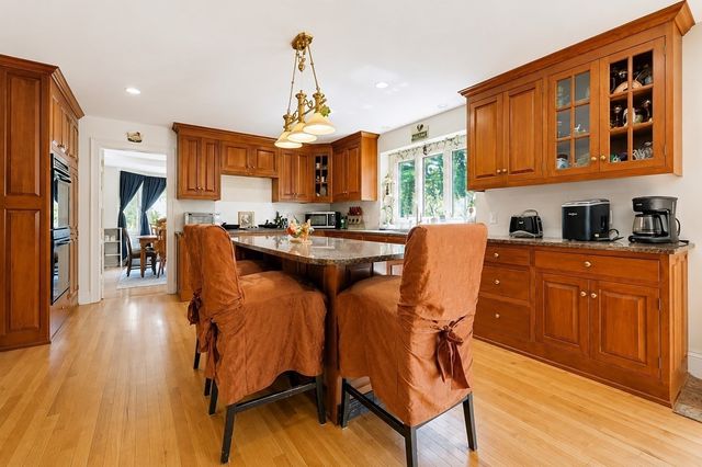107 Mill St, Franklin, MA 02038