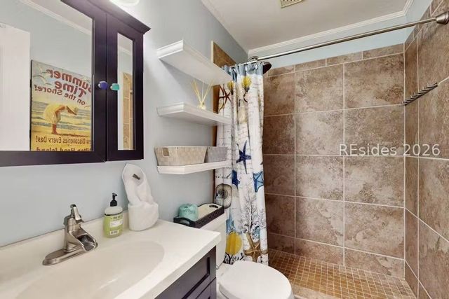 21 Lagoon Rd Apt A2E, Hilton Head Island, SC 29928