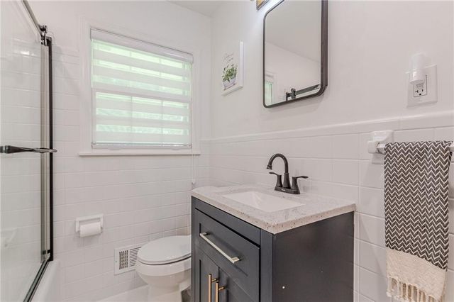 259 Diane SE Drive, Smyrna, GA 30082
