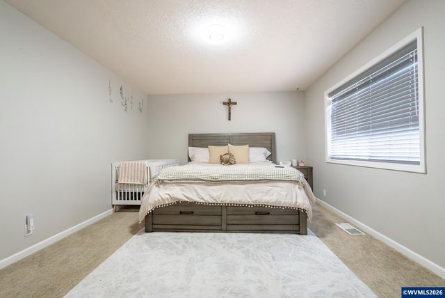 1140 Clover Valley Ct NE, Salem, OR 97317