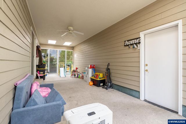 1140 Clover Valley Ct NE, Salem, OR 97317