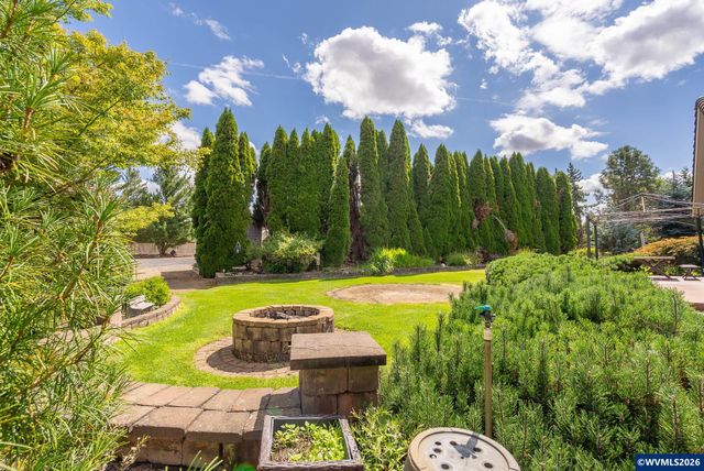 1140 Clover Valley Ct NE, Salem, OR 97317