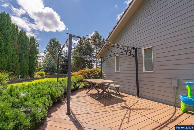 1140 Clover Valley Ct NE, Salem, OR 97317