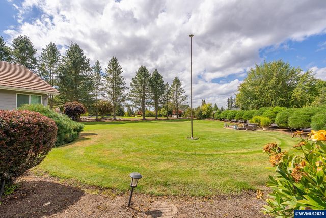 1140 Clover Valley Ct NE, Salem, OR 97317