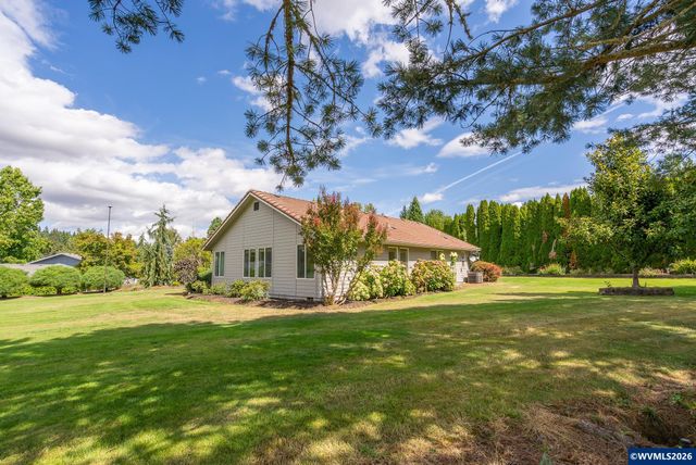 1140 Clover Valley Ct NE, Salem, OR 97317