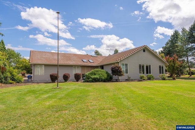 1140 Clover Valley Ct NE, Salem, OR 97317