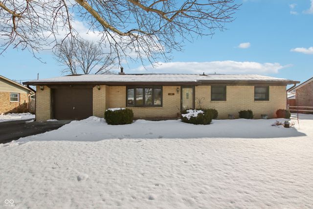 1445 Raymond Road, Martinsville, IN 46151