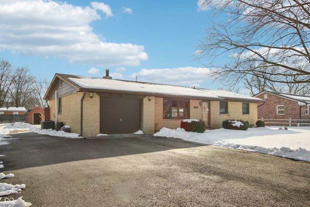 1445 Raymond Road, Martinsville, IN 46151