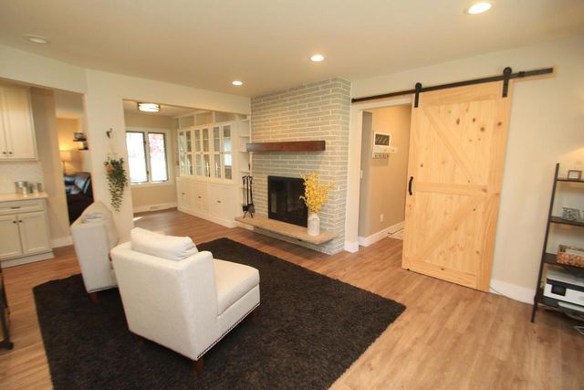 N93W6266 Arbor DRIVE, Cedarburg, WI 53012