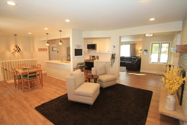 N93W6266 Arbor DRIVE, Cedarburg, WI 53012