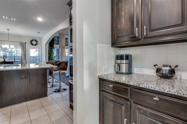 6712 Golden Grove Road, Fort Worth, TX 76123