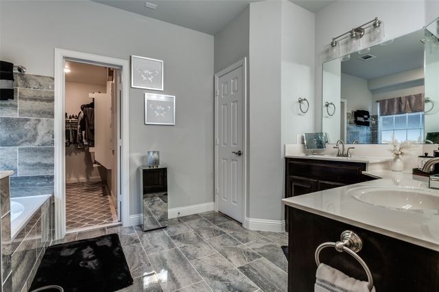 6712 Golden Grove Road, Fort Worth, TX 76123