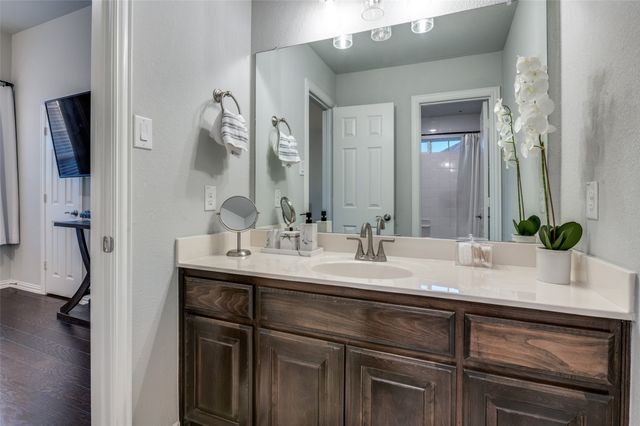 6712 Golden Grove Road, Fort Worth, TX 76123