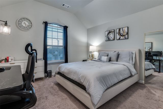 6712 Golden Grove Road, Fort Worth, TX 76123