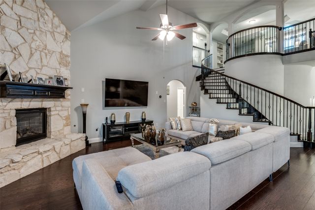 6712 Golden Grove Road, Fort Worth, TX 76123