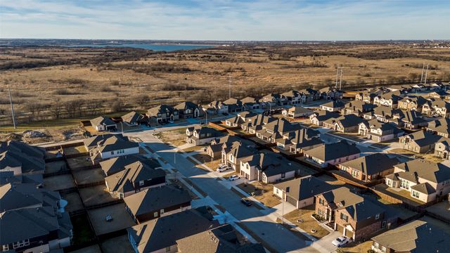 6712 Golden Grove Road, Fort Worth, TX 76123