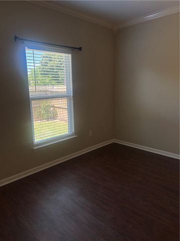 931 Moore Ave, Portland, TX 78374