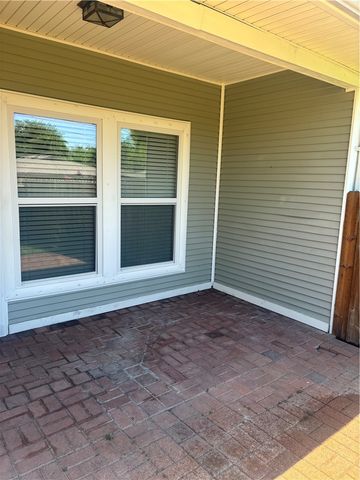 931 Moore Ave, Portland, TX 78374