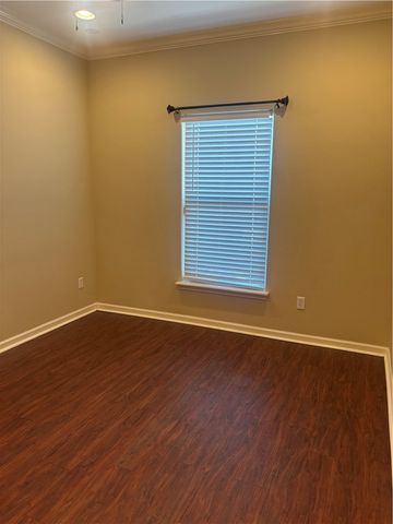 931 Moore Ave, Portland, TX 78374