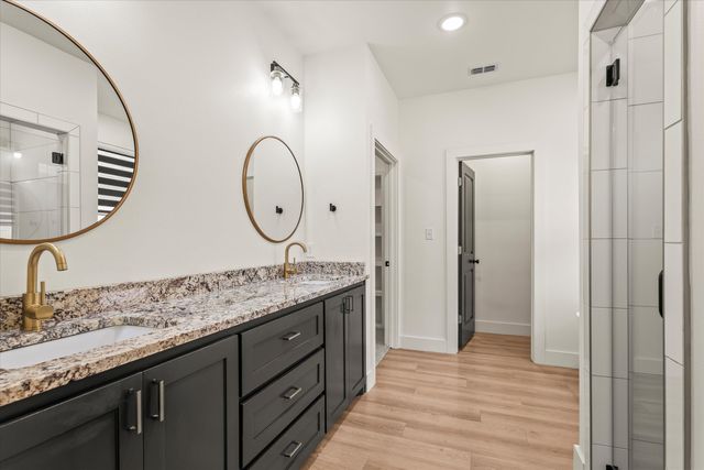 810 N 2nd Street, Wolfforth, TX 79382