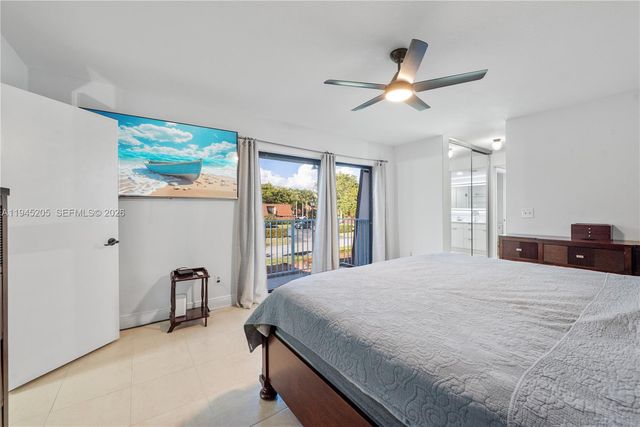 11920 SW 9th Mnr, Davie, FL 33325