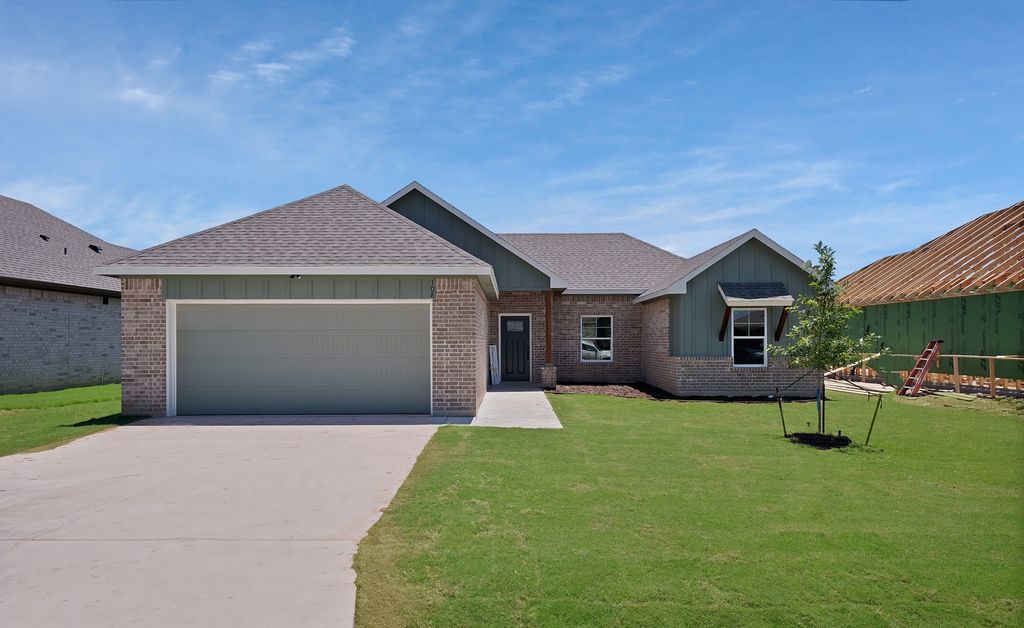 108 Panther Loop, Mabank, TX 75147